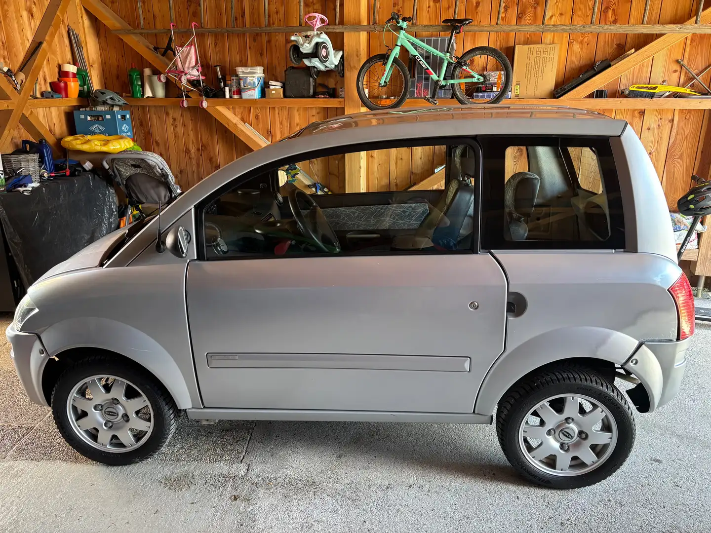Microcar MC1 Silber - 2