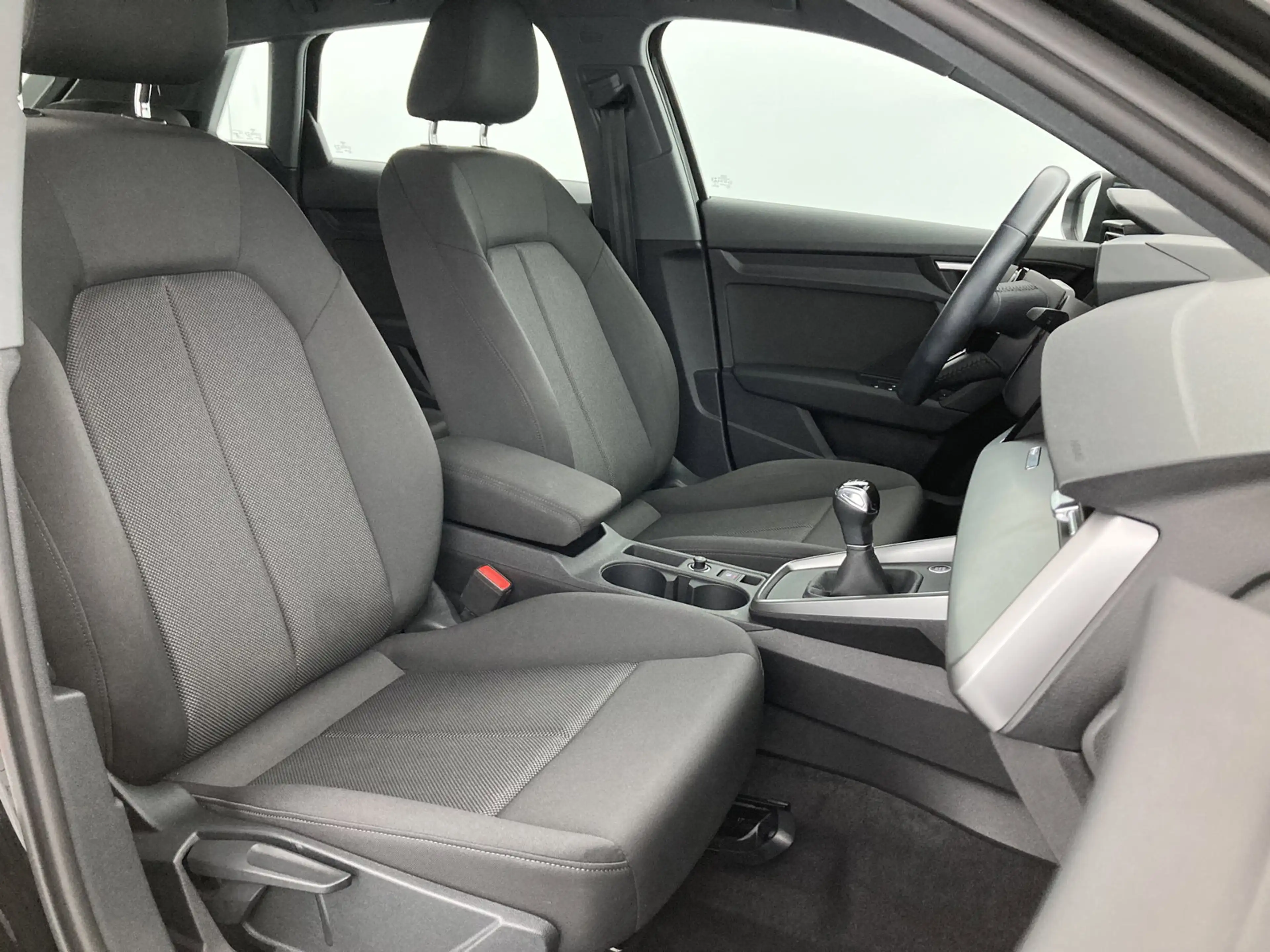 Audi A3 Business Edition 30 TDI 85(116) kW(ch) 6 vitesses — photo 13