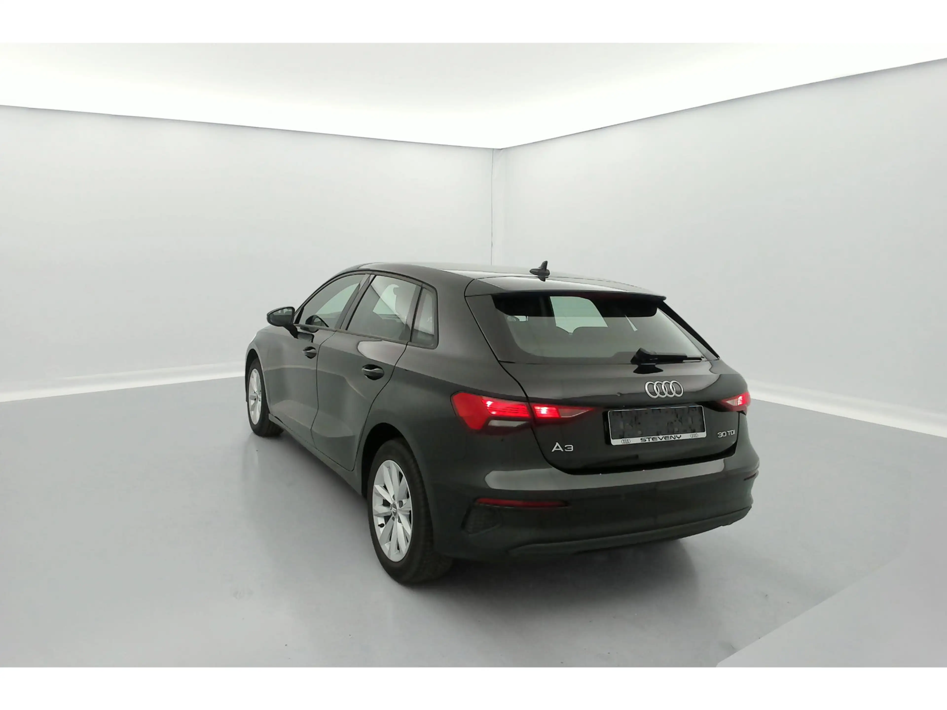 Audi A3 Business Edition 30 TDI 85(116) kW(ch) 6 vitesses — photo 11
