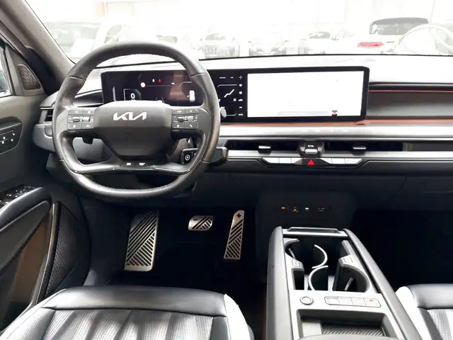 Kia Ev9 view 11
