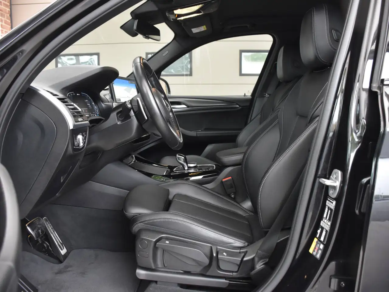 BMW X3 2.0iAS xDrive30e PHEV / M PACK / CARPLAY / CAMERA / LED / GPS, миниатюра 18