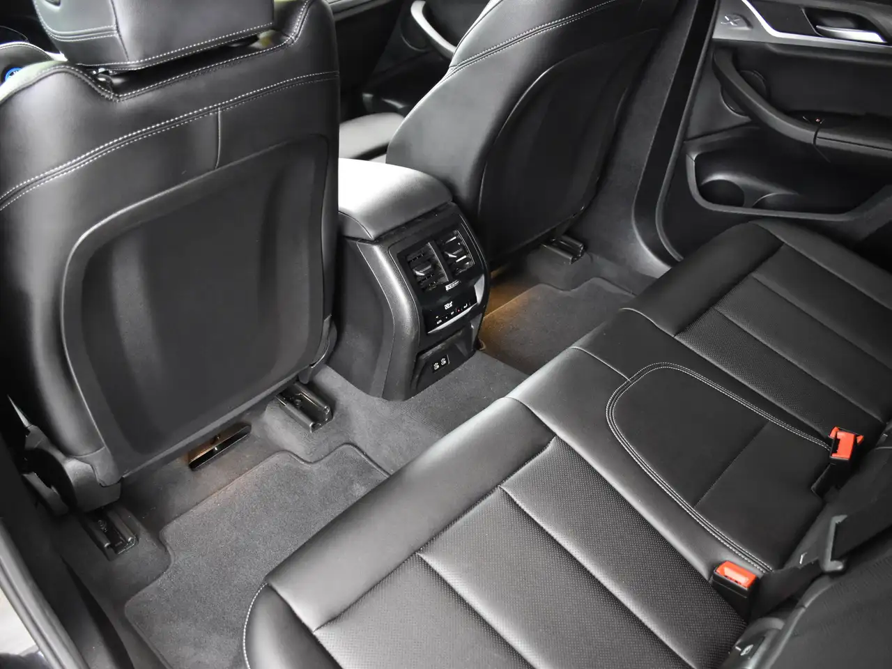 BMW X3 2.0iAS xDrive30e PHEV / M PACK / CARPLAY / CAMERA / LED / GPS, миниатюра 19