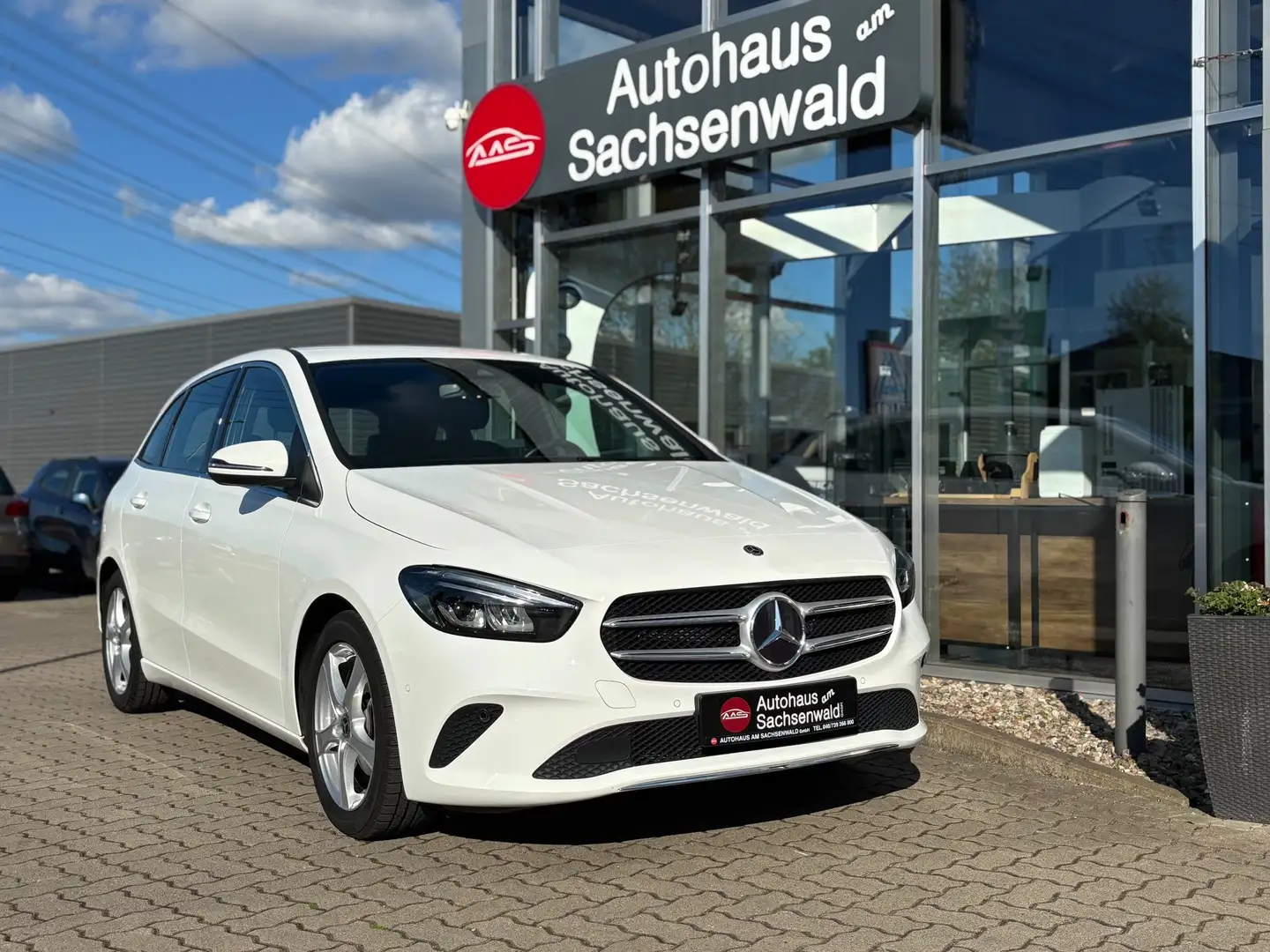 Mercedes-Benz B 180 B 180 Progressive Automatik Weiß - 1