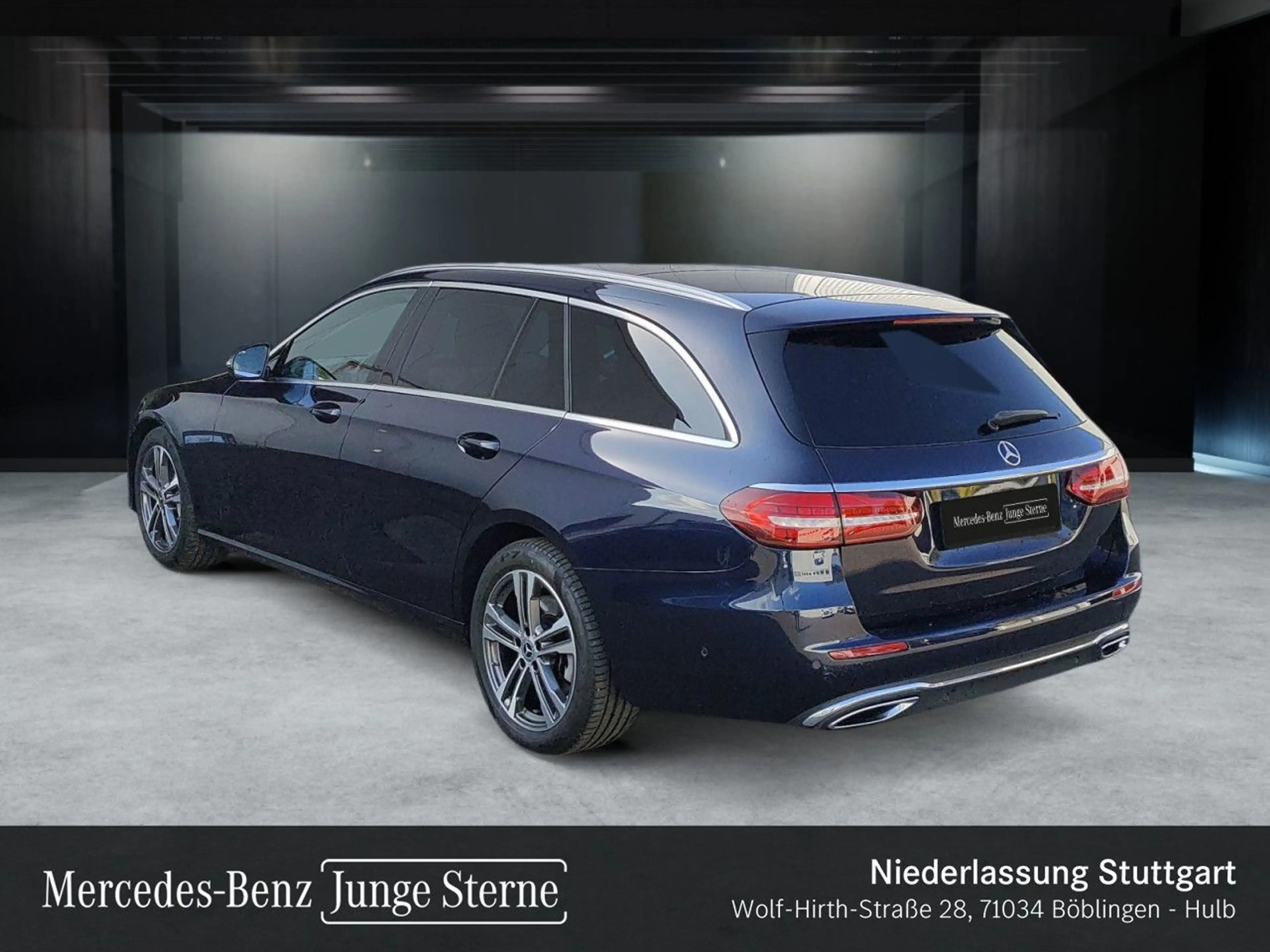 Mercedes-Benz E 400 d T 4M AVANTG+PANO+360+AHK+LED+FAHRASS+9G — photo 8