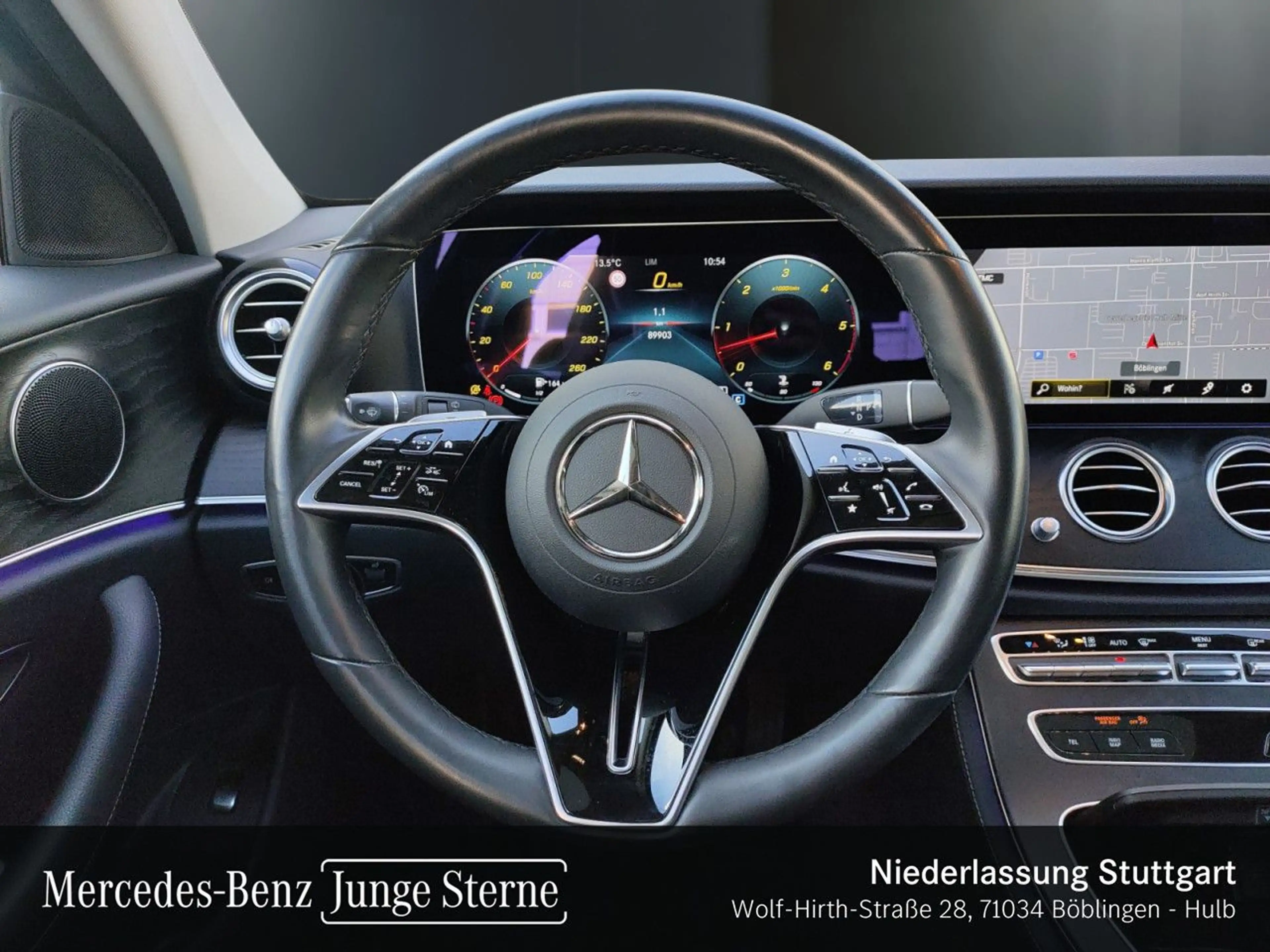Mercedes-Benz E 400 d T 4M AVANTG+PANO+360+AHK+LED+FAHRASS+9G — photo 14