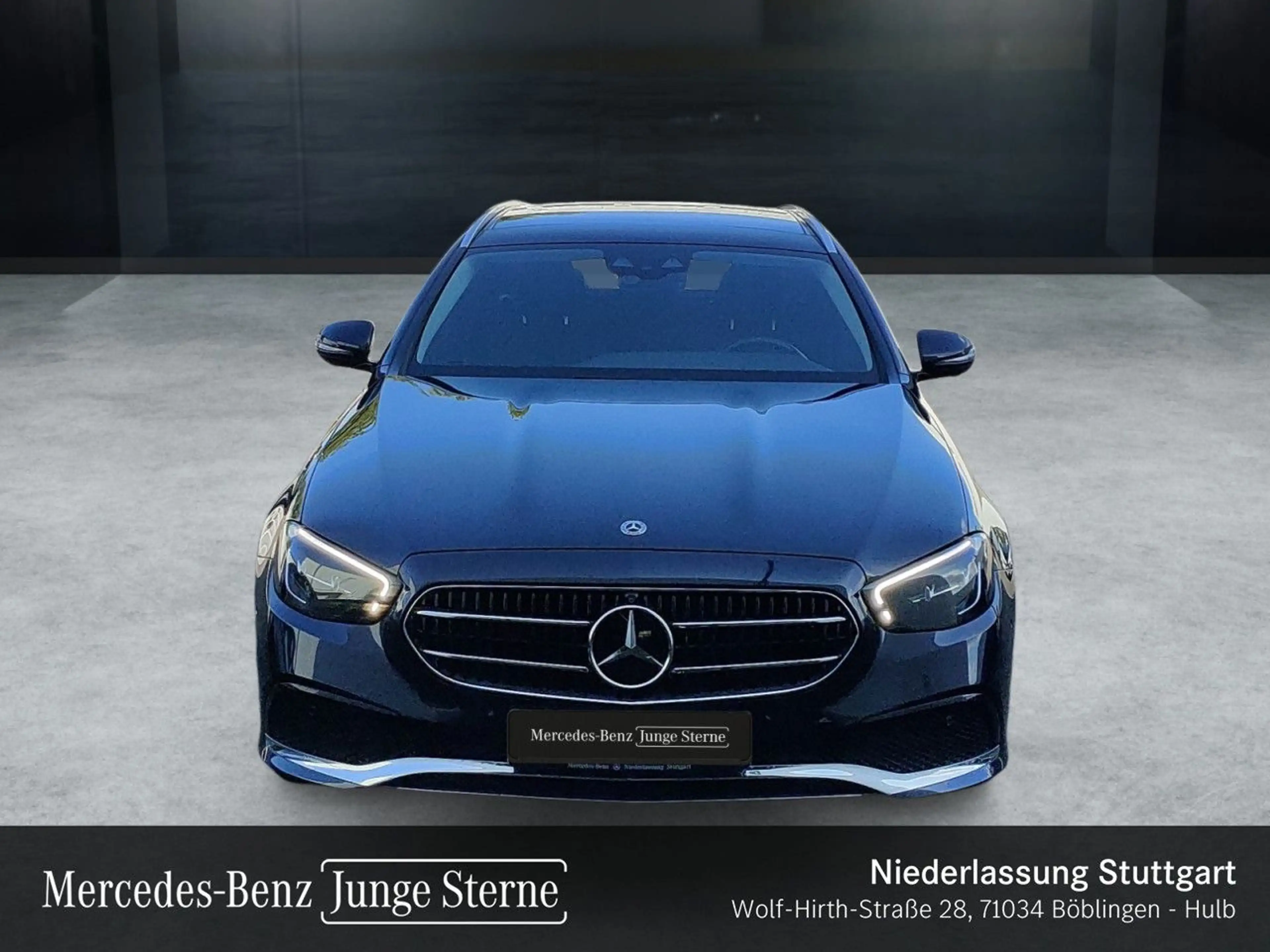 Mercedes-Benz E 400 d T 4M AVANTG+PANO+360+AHK+LED+FAHRASS+9G — photo 10