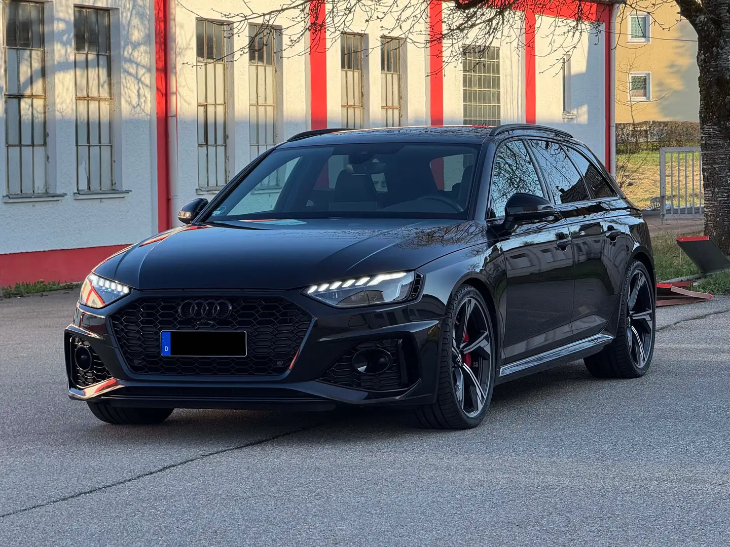 Audi RS4 VMAX280 | DRC | B&O | LED | Pano | unfallfrei Noir - 1