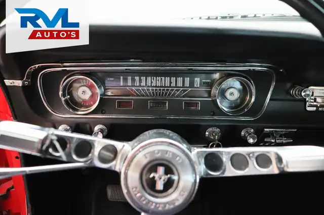 Ford Mustang view 20