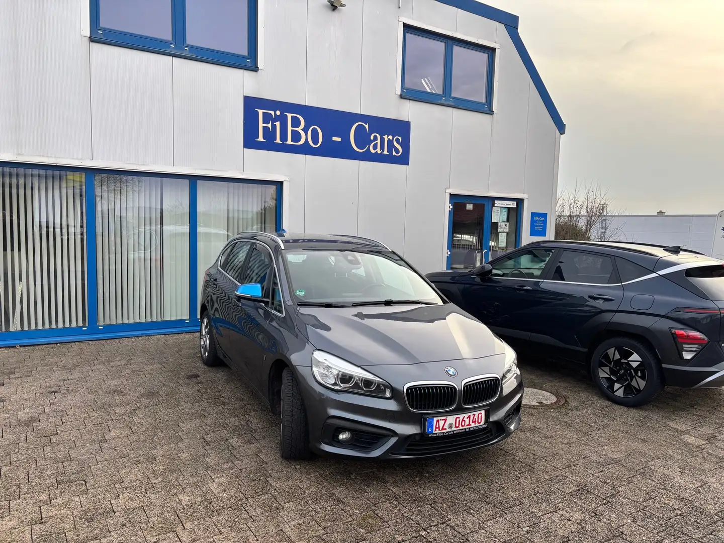 BMW 225 225 xe Advantage Actice Tourer Navi Aut. SH Grau - 2
