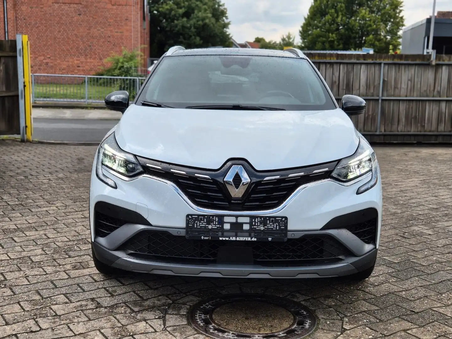 Renault Captur R.S. Line E-Tech 160 PHEV SHZ 360° ACC Weiß - 2