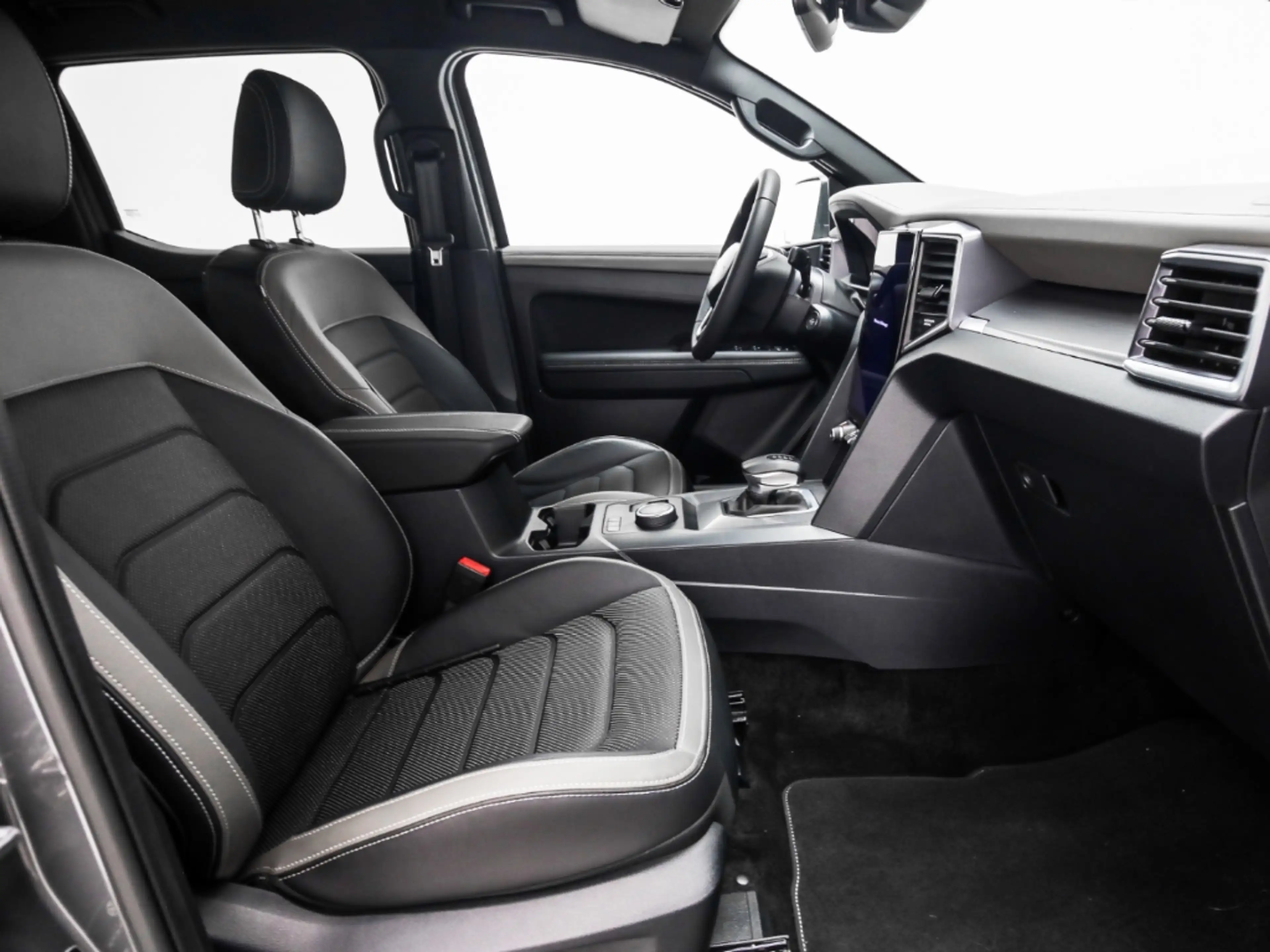 Volkswagen Amarok 3.0 TDI Aventura DC4Motion Standheizung — photo 11