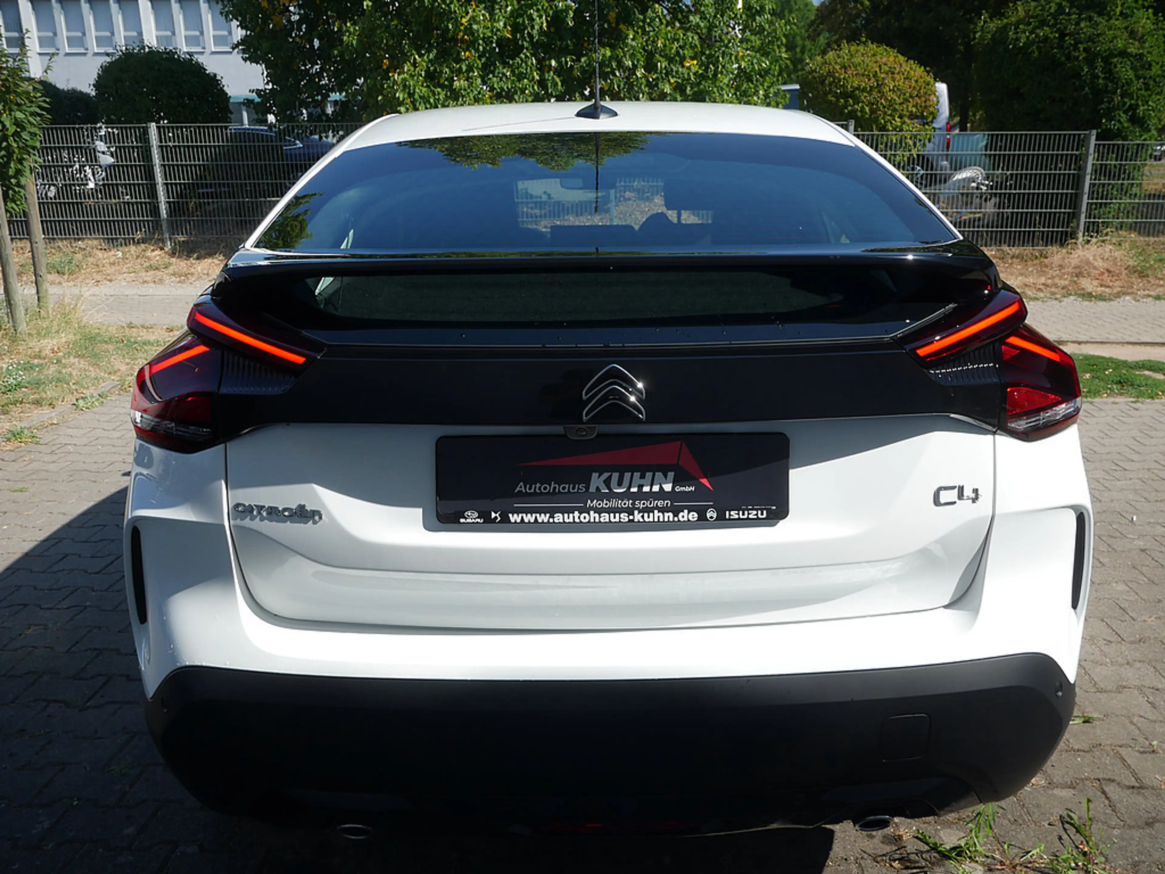 Citroen C4 PureTech 130 S&S Feel Pack SHZ KAMERA LED — photo 7