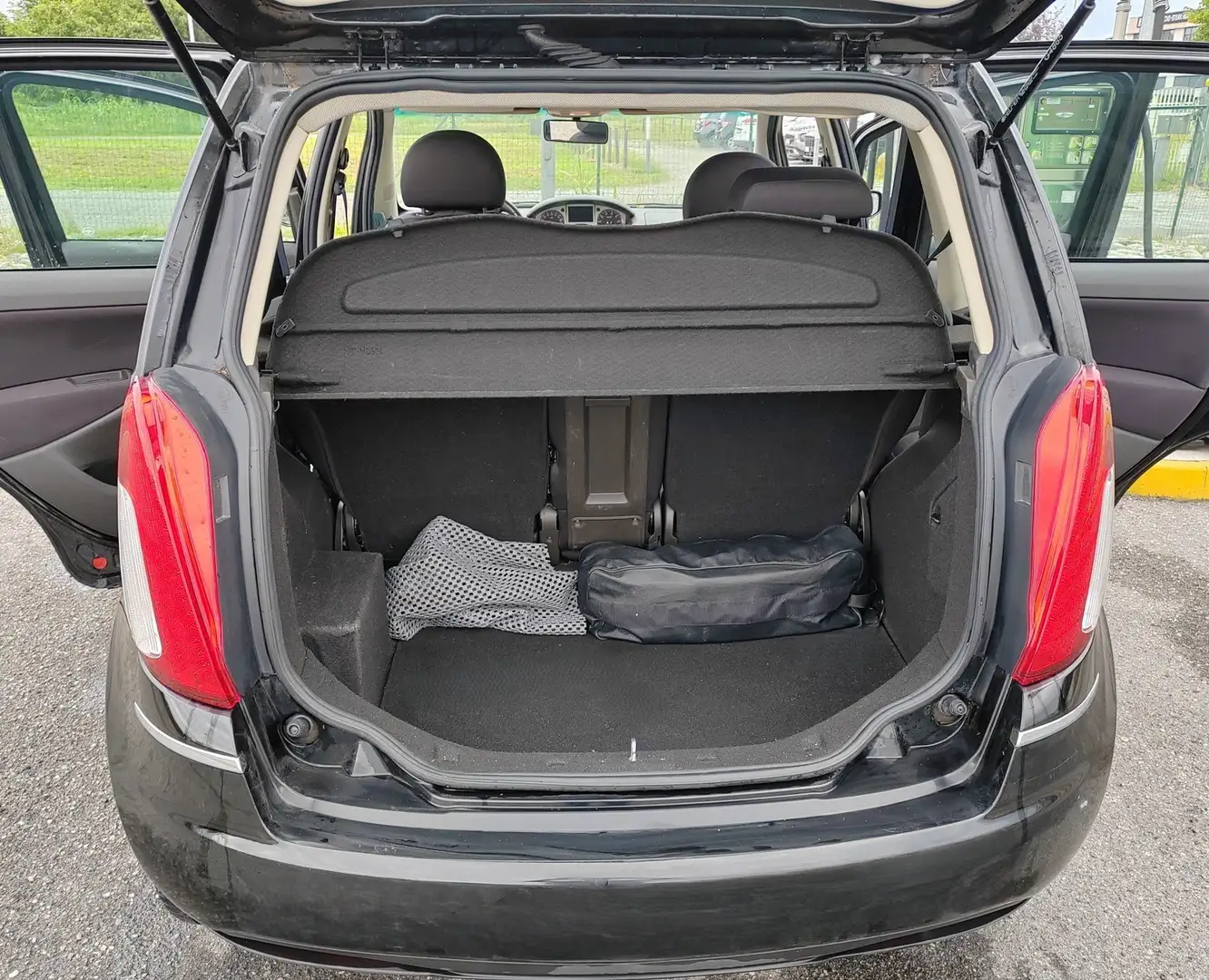Lancia MUSA Musa II 2007 1.4 16v Oro Plus Negro - 2