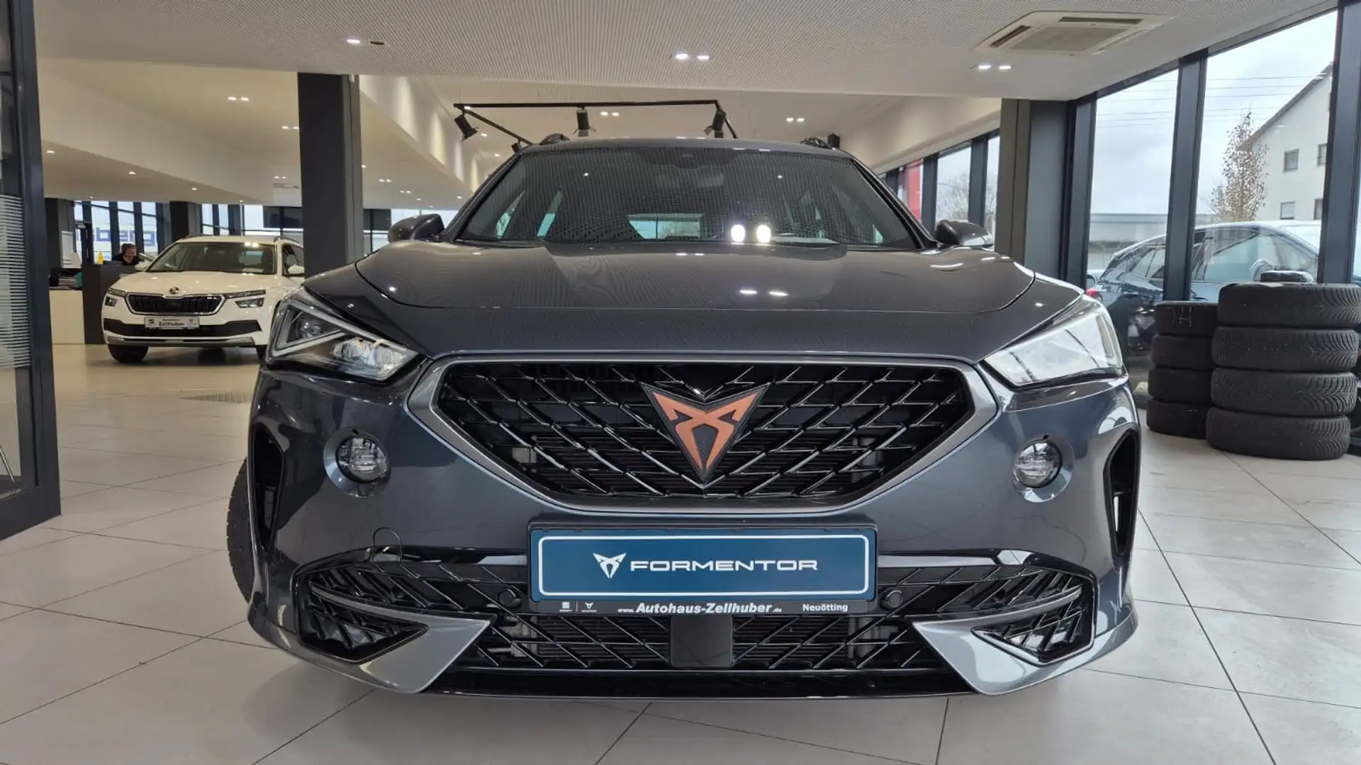 CUPRA Formentor 1.4 eHyb DSG *Pano*Leder*Fahr XL* Grau - 2