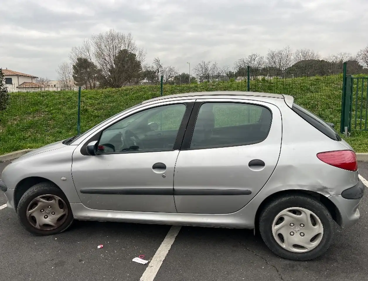 Peugeot 206 1.6i 16V XT