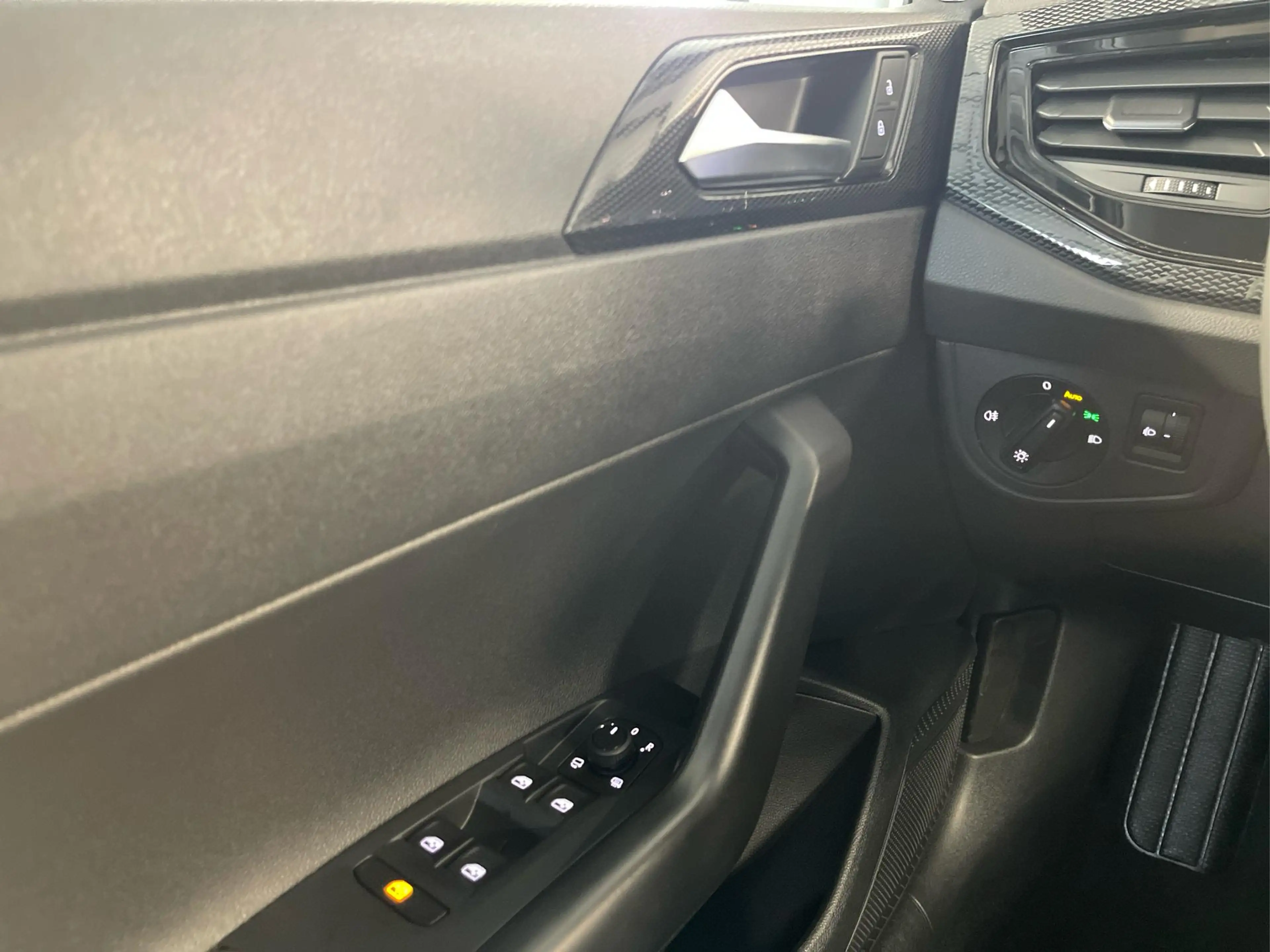 Volkswagen Taigo Trend 115PS DSG AppConnect+Sitzheizung+PDC+Alu1... — photo 10