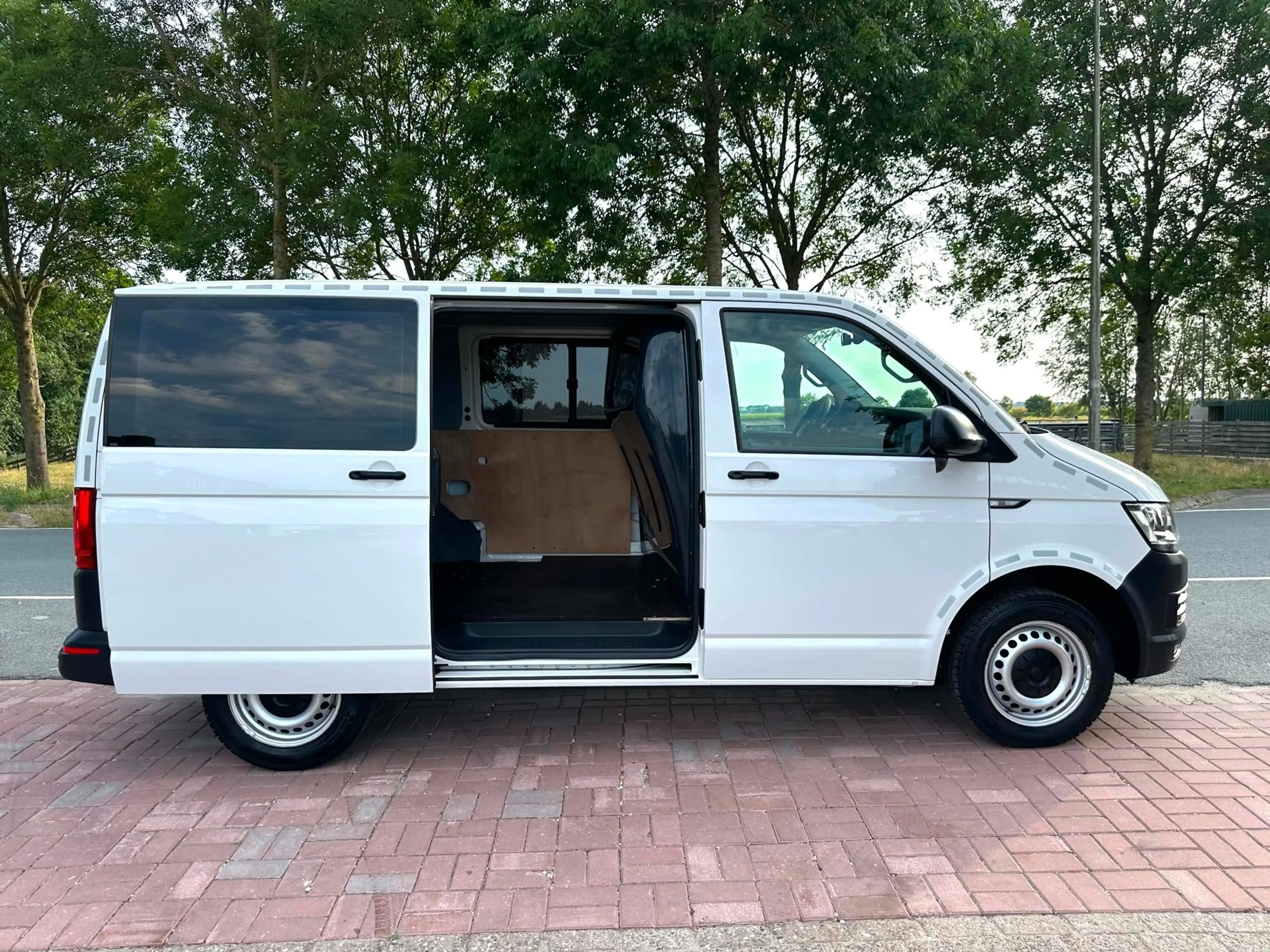 Volkswagen Transporter 2.0 TDI L1H1 AUTOMAAT 153.098 km.! 150 PK!!! EURO — photo 2
