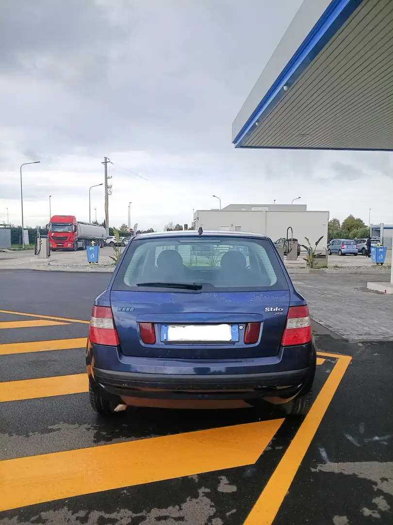 Fiat Stilo Stilo 2001 5p 1.9 jtd Dynamic Azul - 2