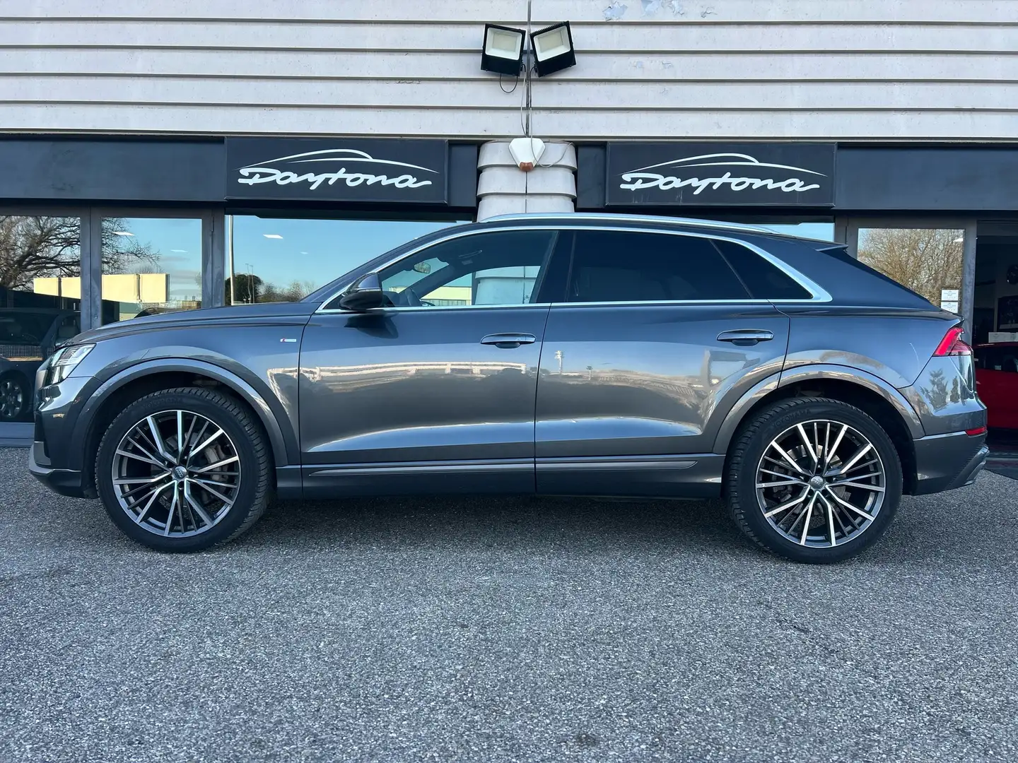 Audi Q8 Q8 50 3.0 tdi mhev SLINE X2 QUATTRO Grigio - 2
