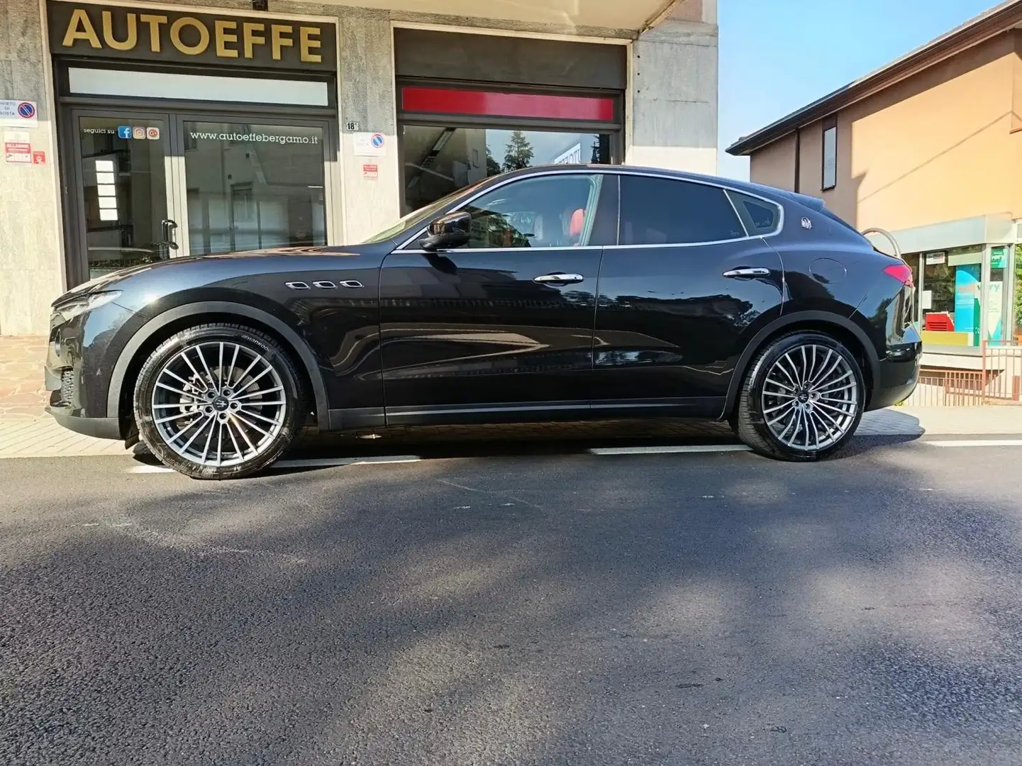 Maserati Levante DIESEL 3.0 V6 250CV AUTO, TAGLIANDATA Nero - 1