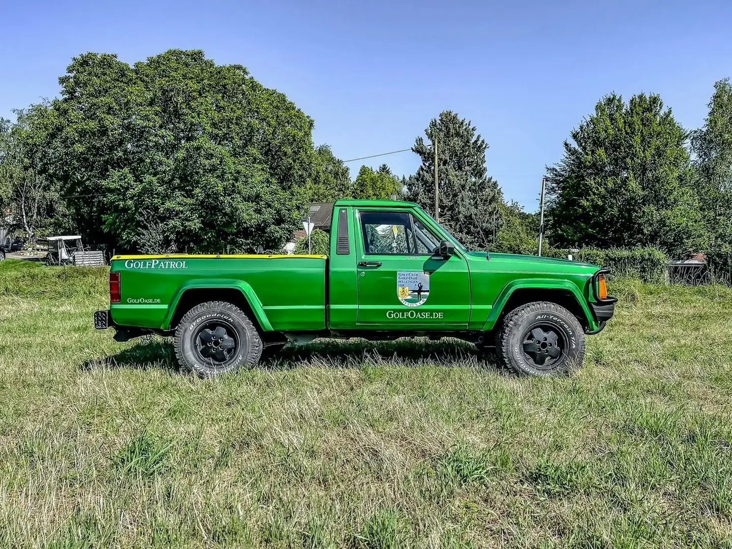 Jeep Comanche Grün - 1