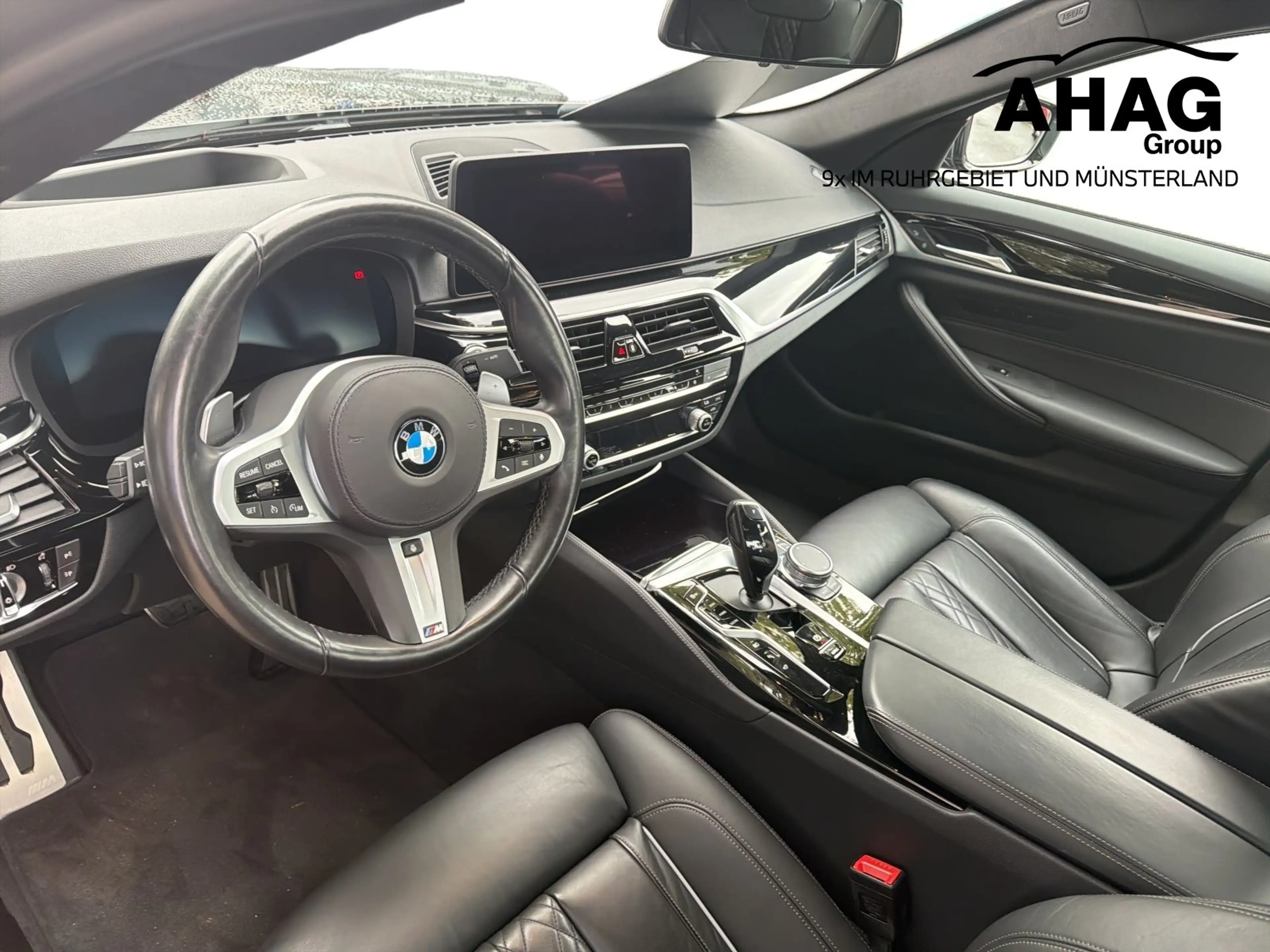 BMW 545 e xDrive A — photo 8