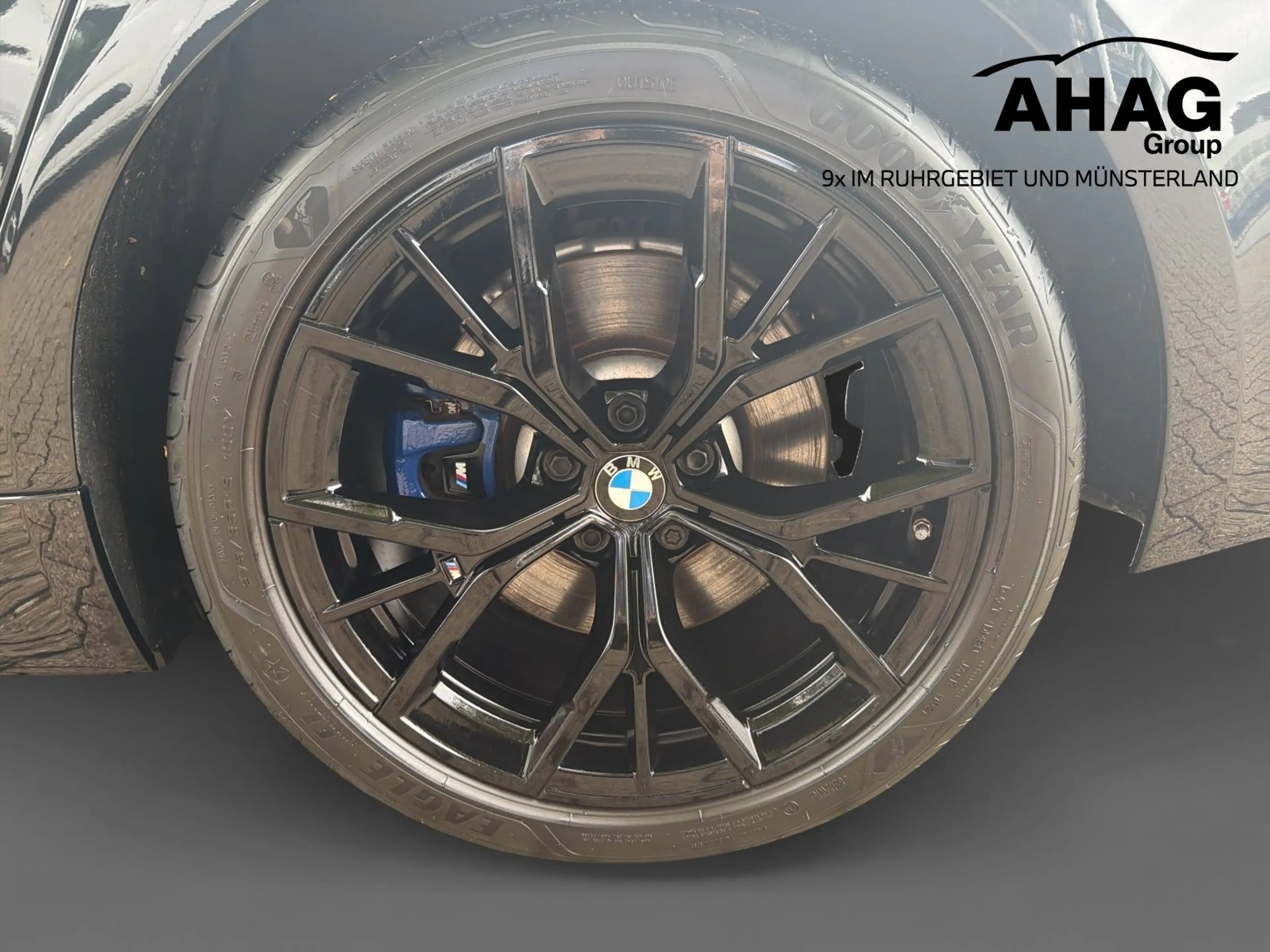 BMW 545 e xDrive A — photo 12