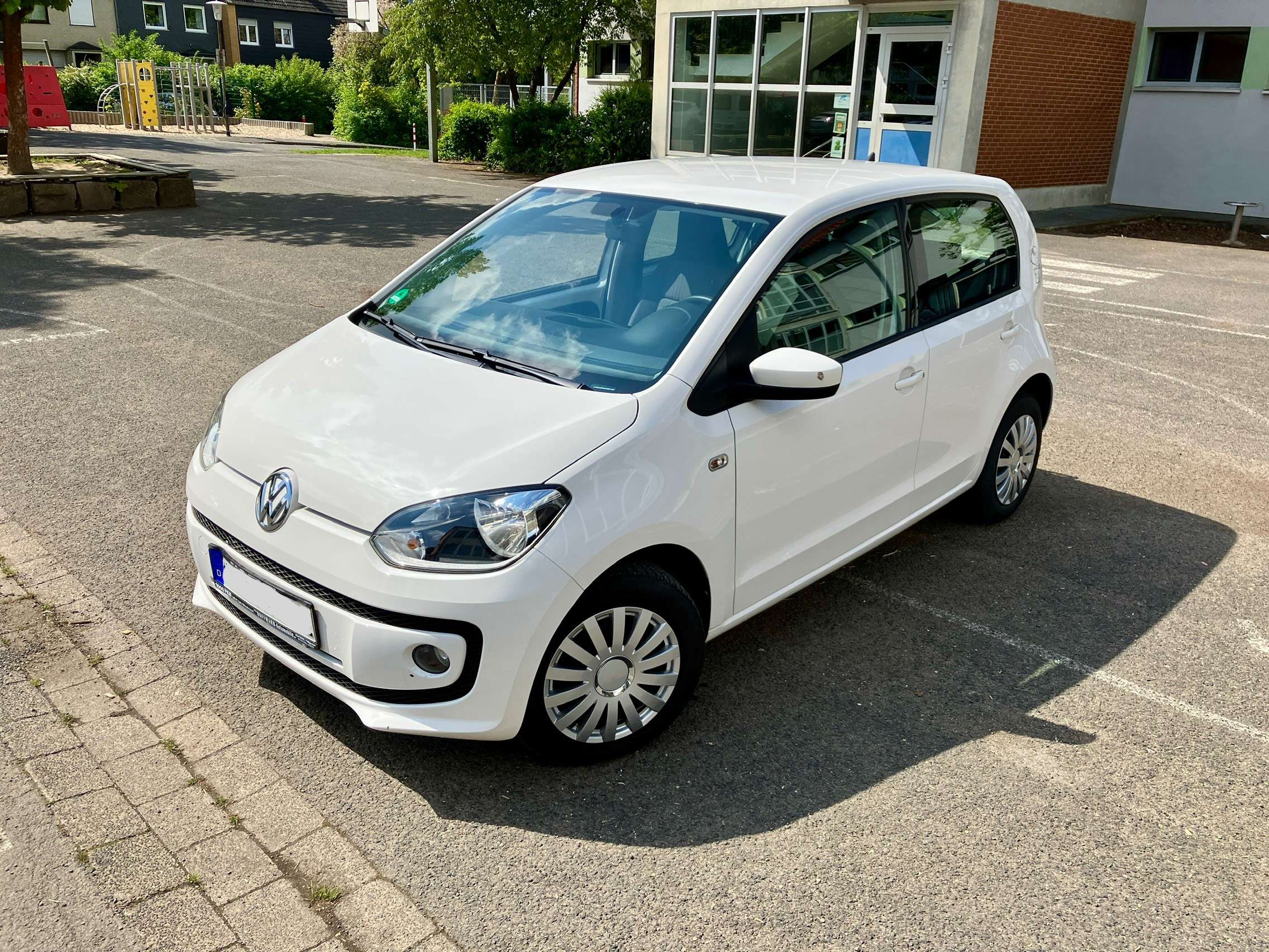 Second hand Volkswagen Up! 1.0