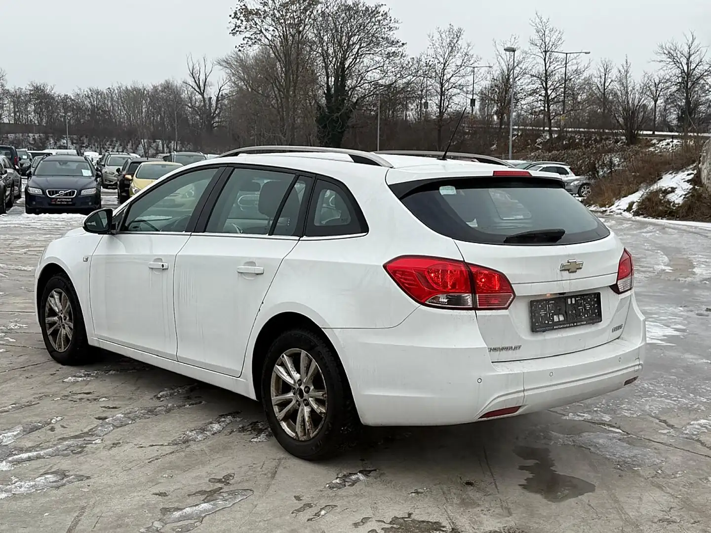 Chevrolet Cruze Wagon 1,6 LT | FAHRBEREIT | Weiß - 2