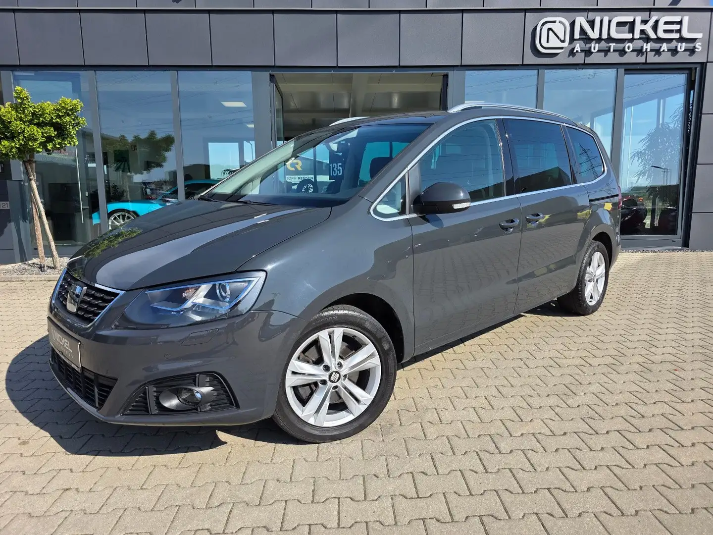 SEAT Alhambra Xcellence*7-Sitze*Ahk*Kamera*Navi* Grau - 1