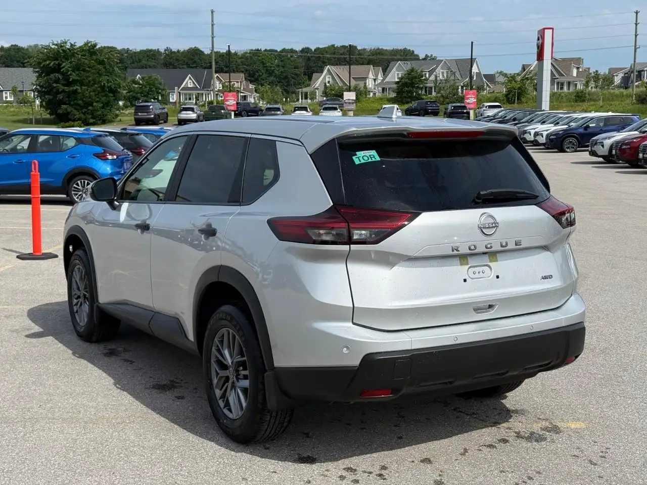 Nissan Rogue снимка Nissan Rogue