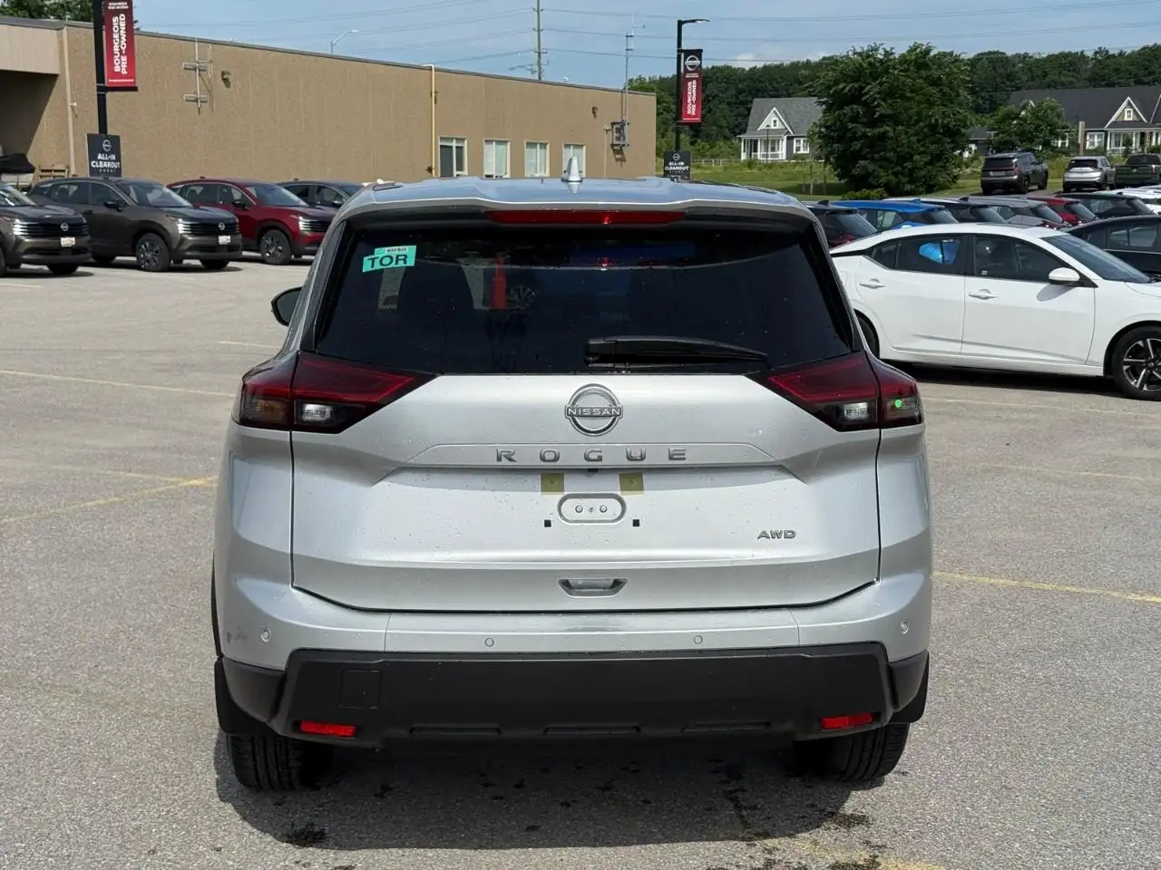 Nissan Rogue снимка Nissan Rogue