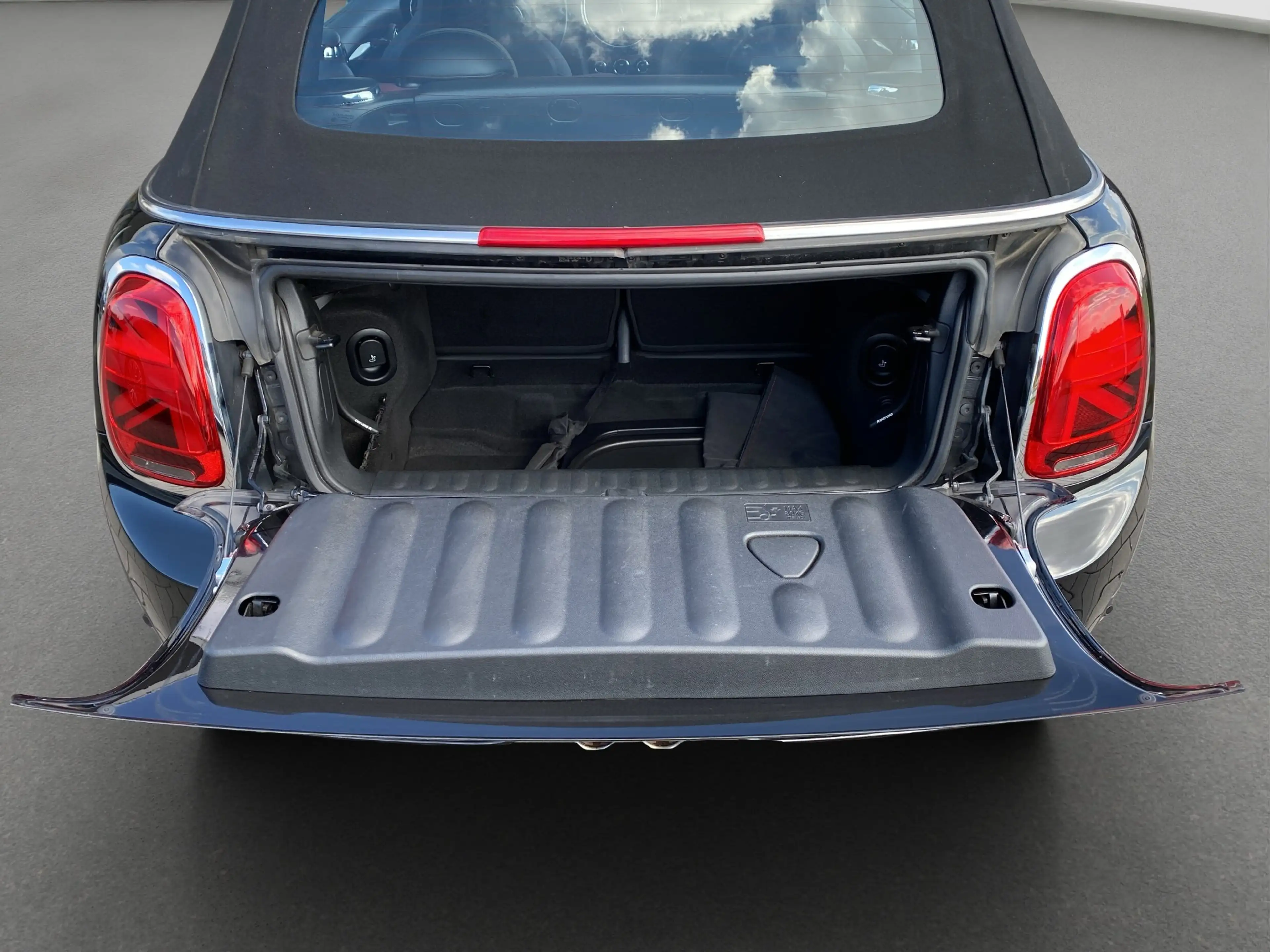 MINI Cooper S Cabrio JCW Aero+Sitze Navi+ 1. Hd. — photo 10