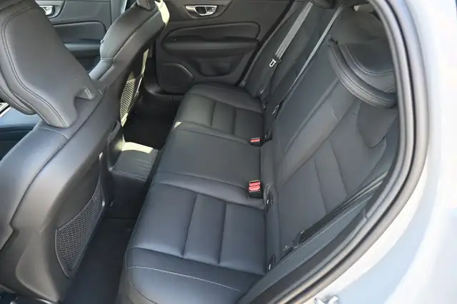 Volvo V60 view 13