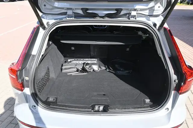 Volvo V60 view 8
