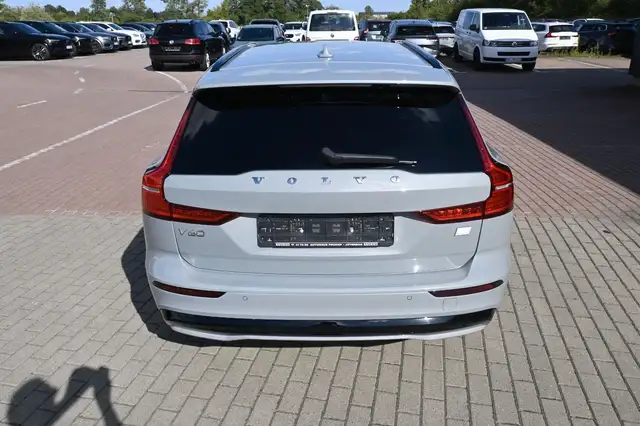 Volvo V60 view 7