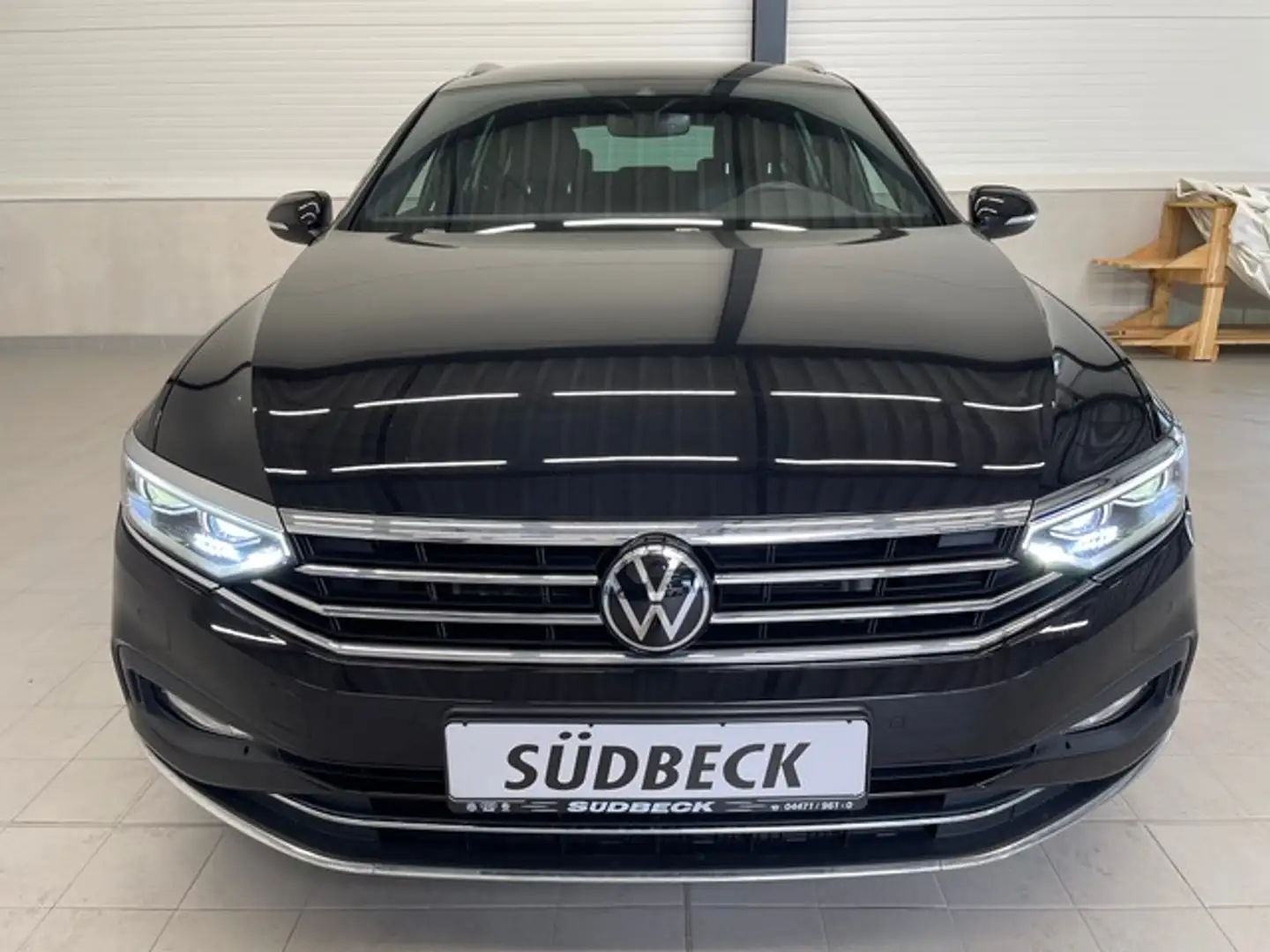 Volkswagen Passat Variant 2.0TDI Elegance 4Motion ACC+LANE+APP+KAMERA+MATRIX Schwarz - 2