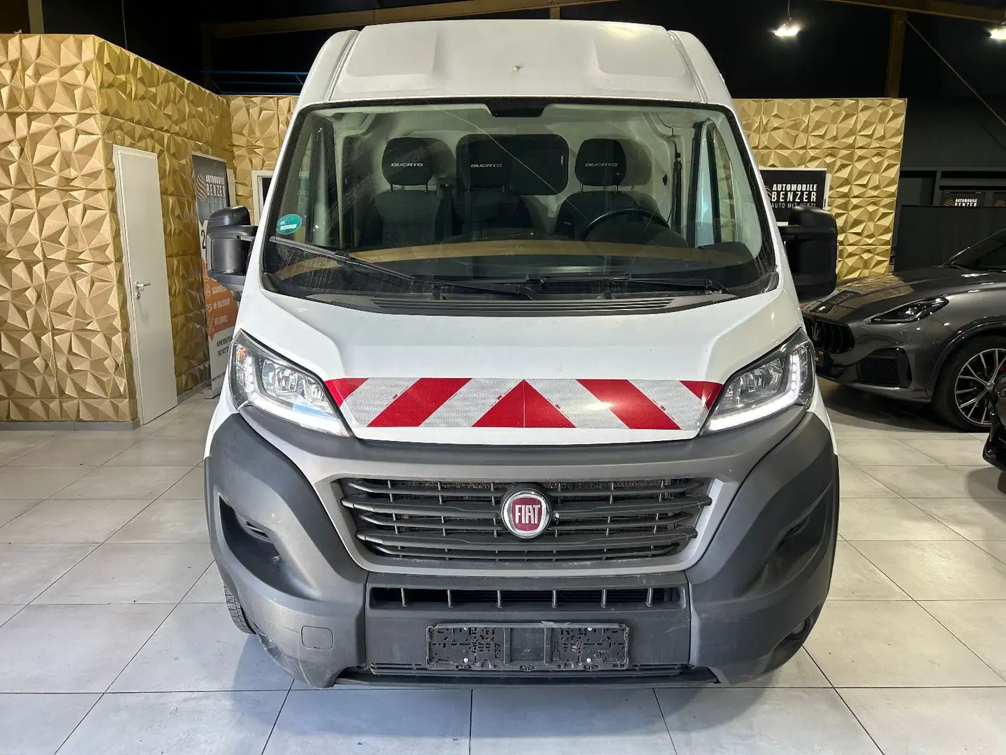 Fiat Ducato Grossr.-Kasten 35 140 L4H2 RS: 4035 mm/3-SITZ Biały - 2