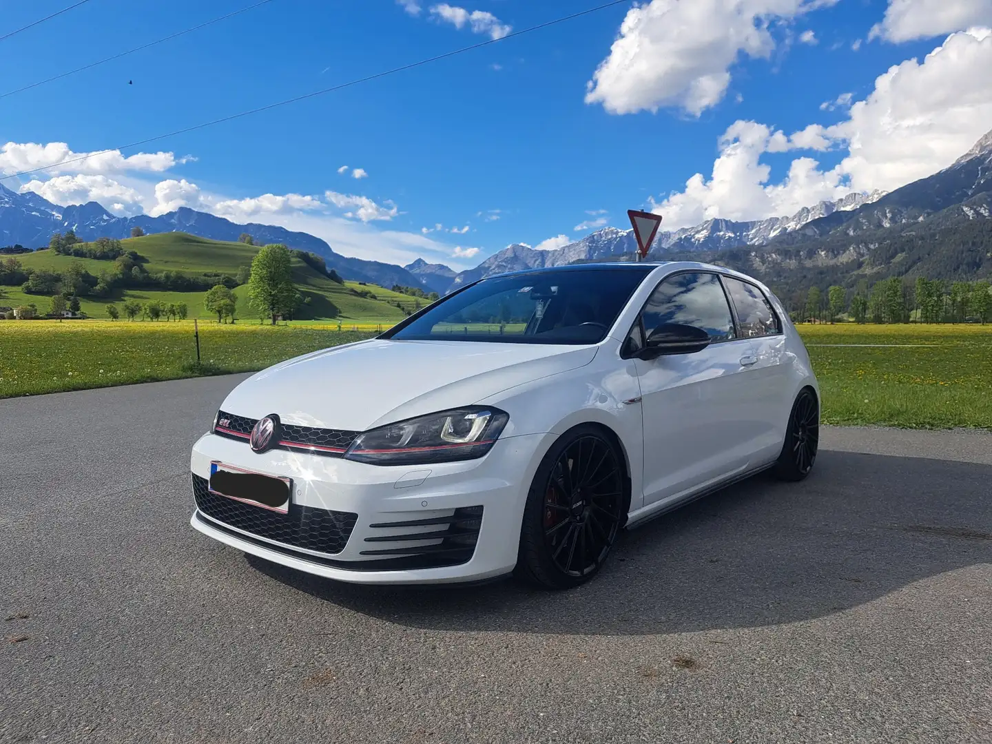 Volkswagen Golf GTI Performance 410PS 500NM - 1