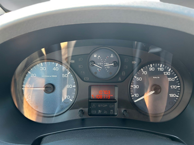 Peugeot Partner Tepee Active — photo 12