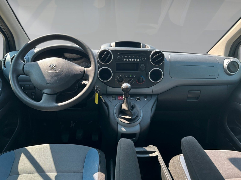 Peugeot Partner Tepee Active — photo 11