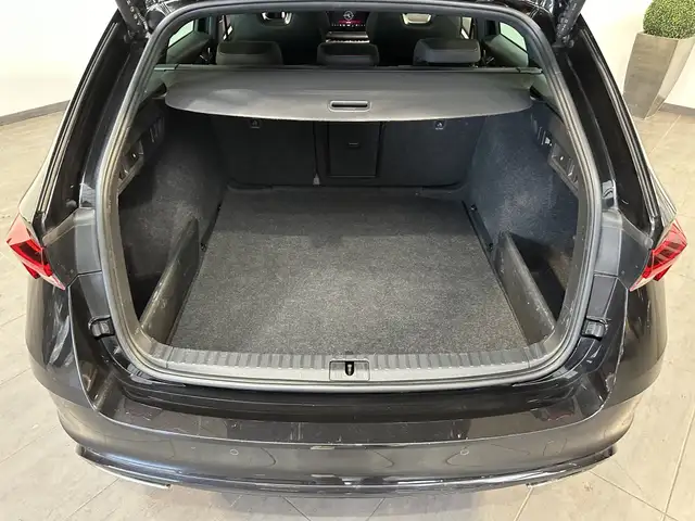 Skoda Octavia view 6