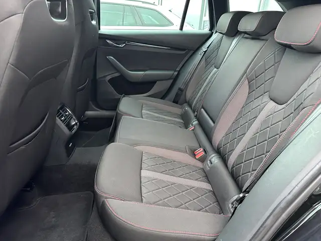 Skoda Octavia view 11