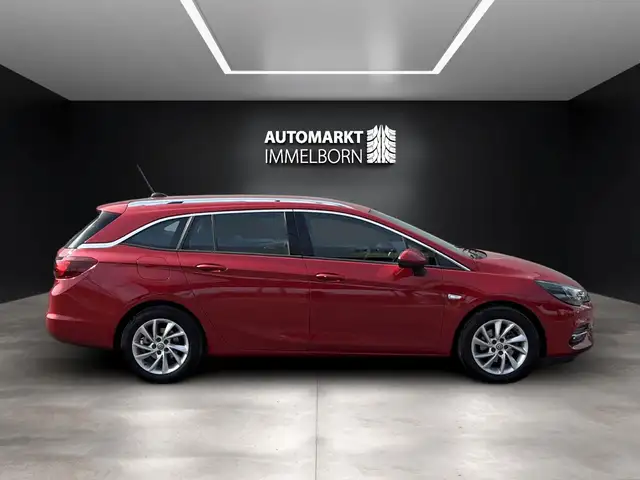 Opel Astra view 12