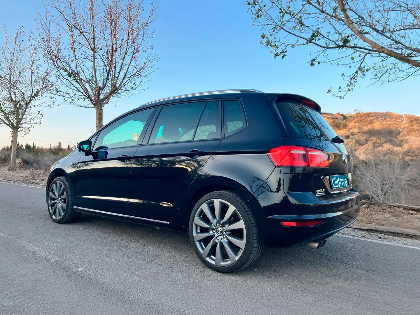 Volkswagen Golf Sportsvan 2.0TDI CR BMT Sport DSG Negro - 2