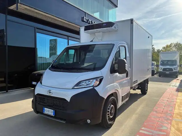 Toyota Proace Max Toyota Proace Max 35H 2.2d 180cv L3 cabinato con cassone frigo Lamberet! IVA ESPOSTA