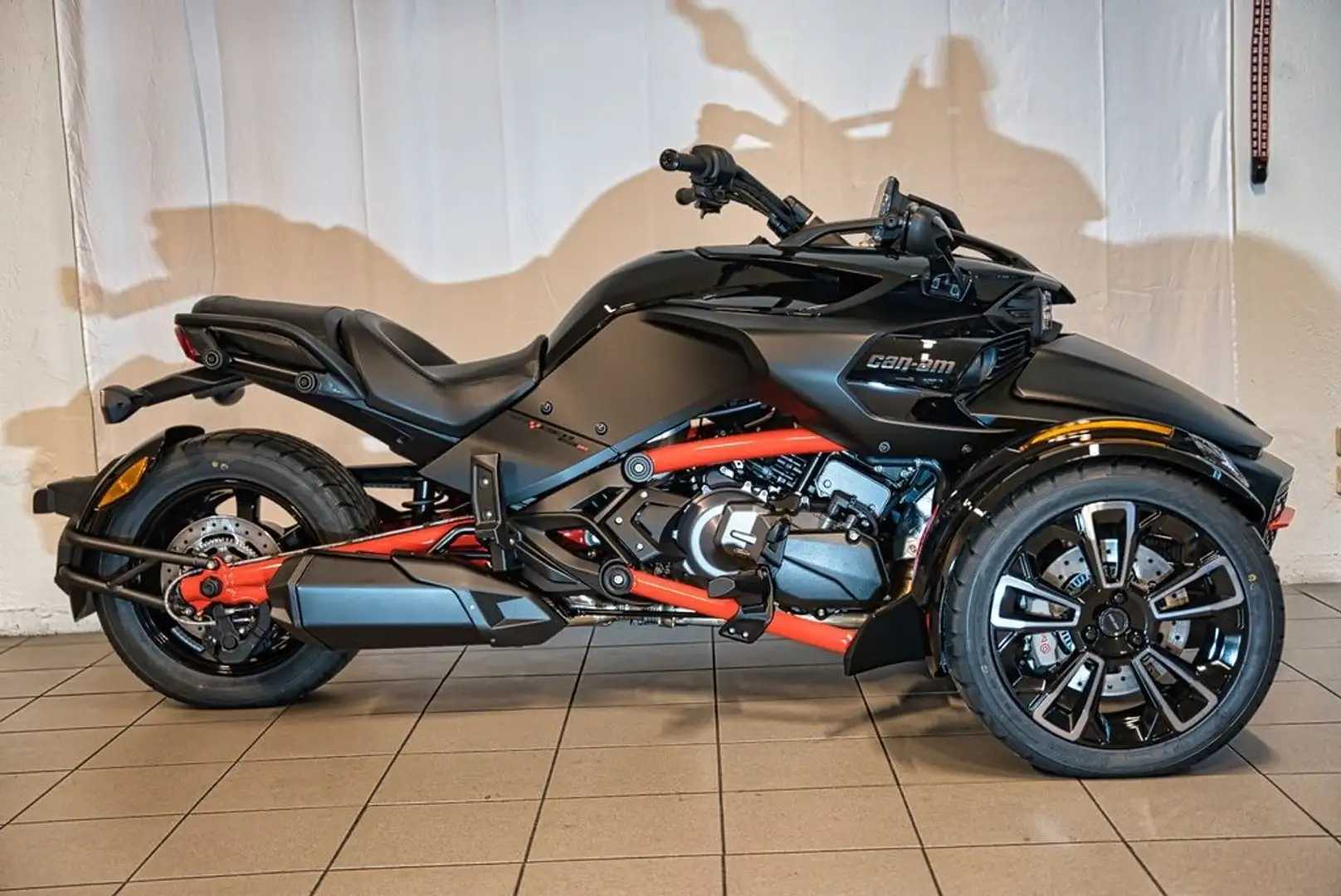 Can-Am Spyder F3 LIMITED SPECIAL SER Negro - 2
