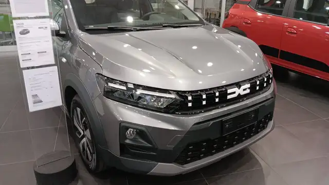 Dacia Sandero view 2