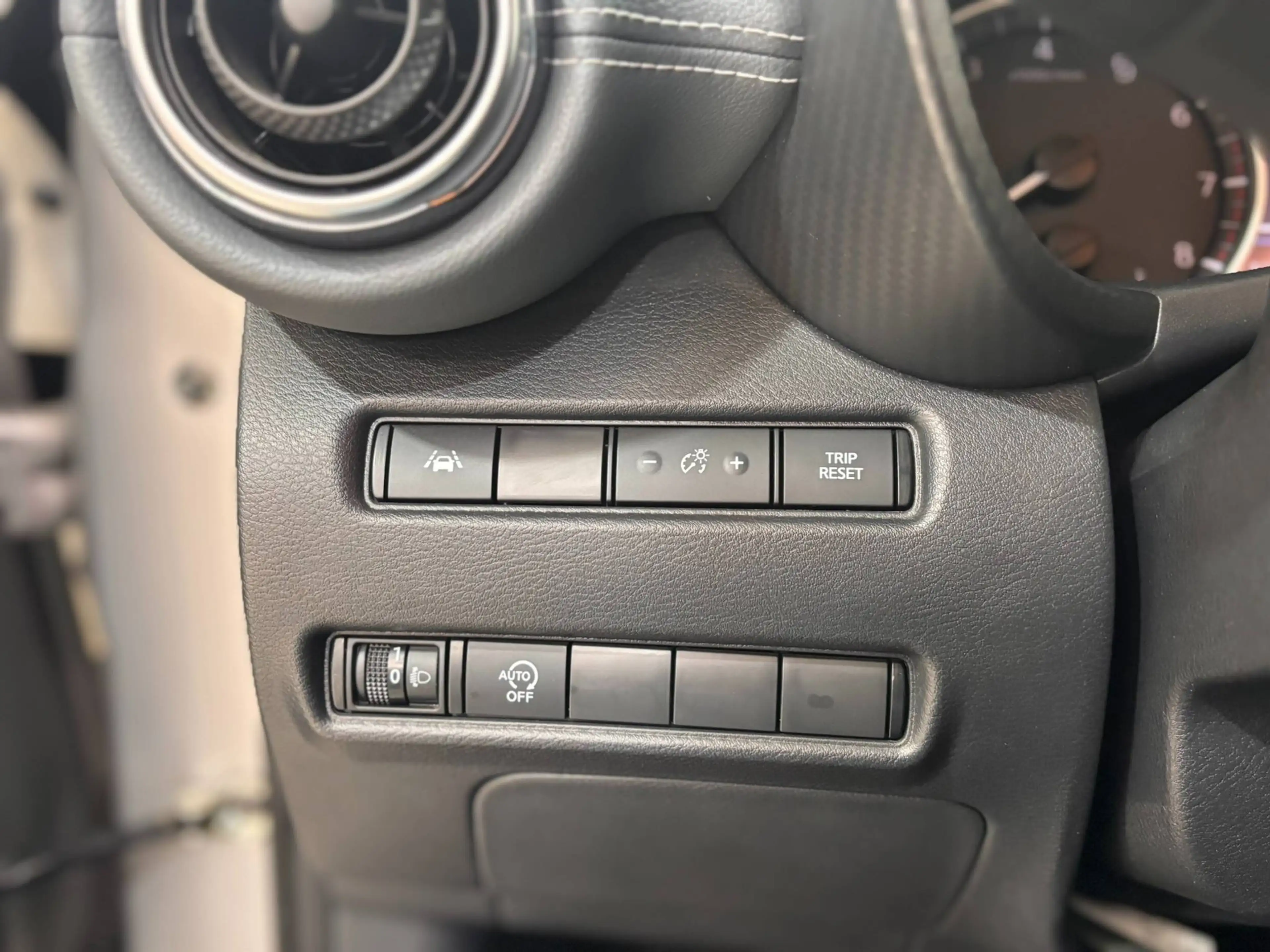 Nissan Juke 1.0 DIG-T Tekna*CARPLAY*CAMERA 360°*SIEGE SPORT* — photo 15