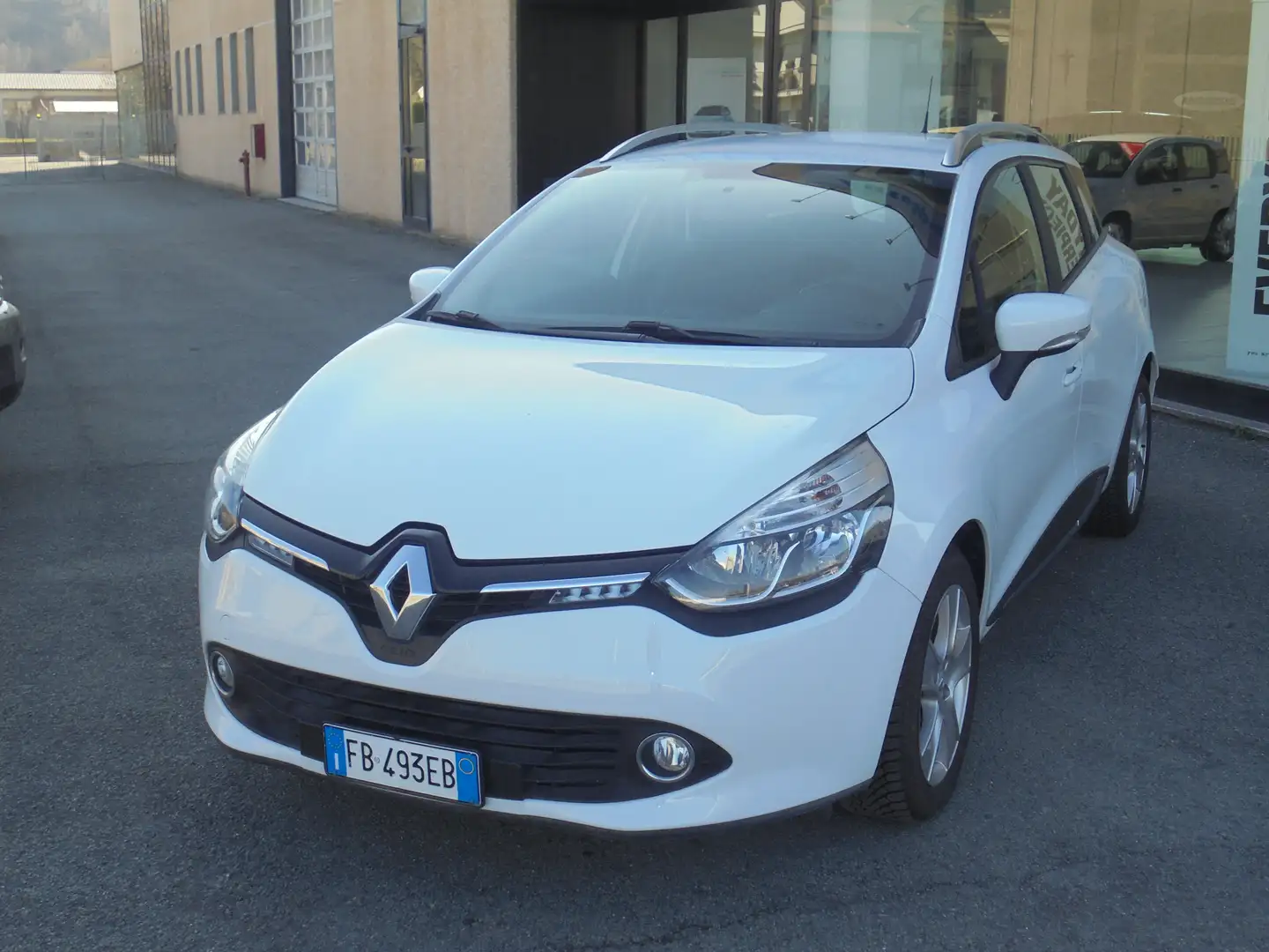 Renault Clio 5p 1.5 dci ENERGY ZEN 90cv EU. 6  NAVI Blanc - 1